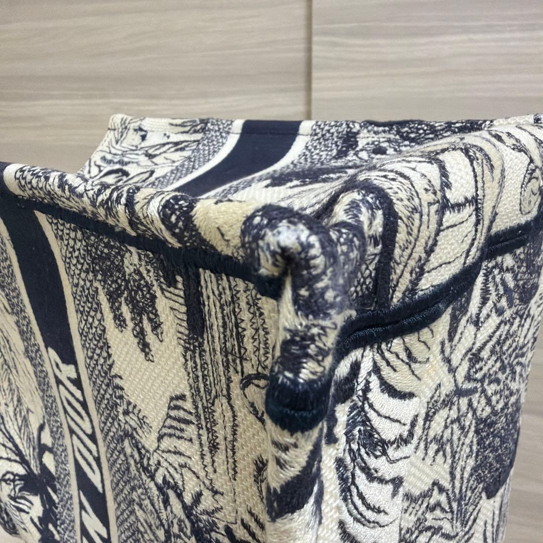 【みるみるちゃん】DIOR ディオール ブックトート ミディアム