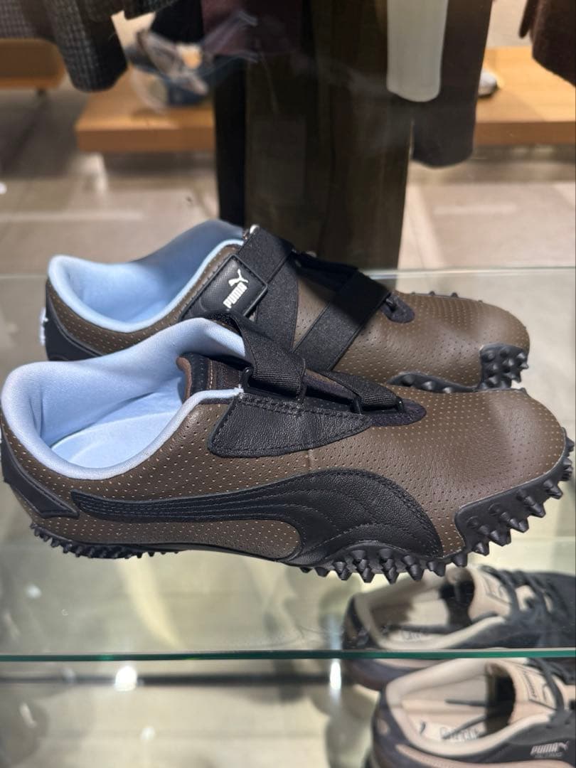 PUMA Mostro Perf ブラウン スニーカー emmi