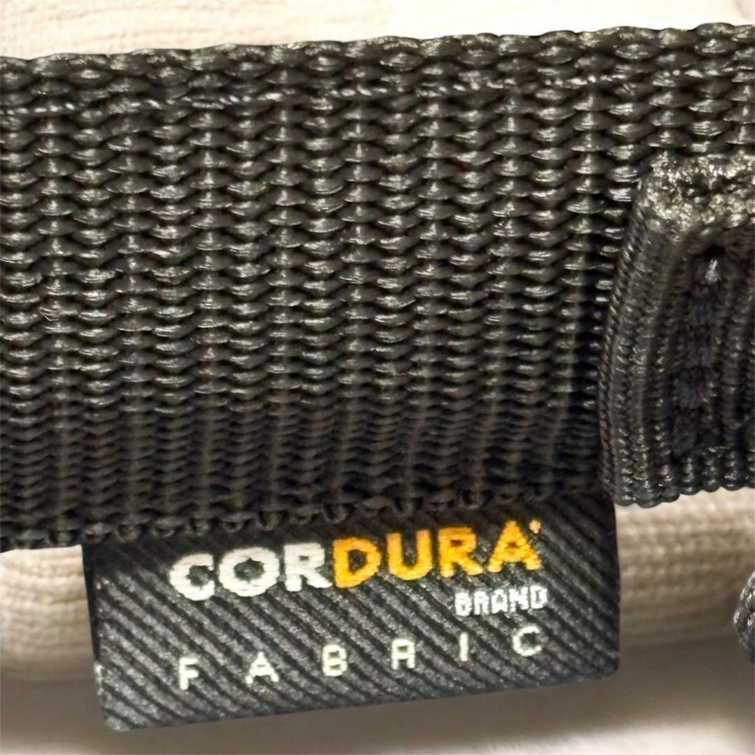 美品‼️スリクソン　スタンド式キャディバッグ　9.5型　超軽量で耐久性・撥水性