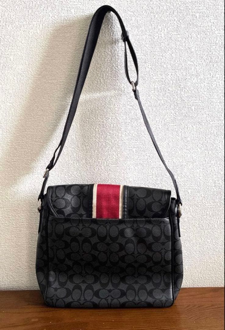 コーチ　ショルダーバック　メッセンジャーバッグ
