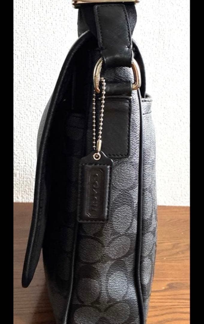 コーチ　ショルダーバック　メッセンジャーバッグ