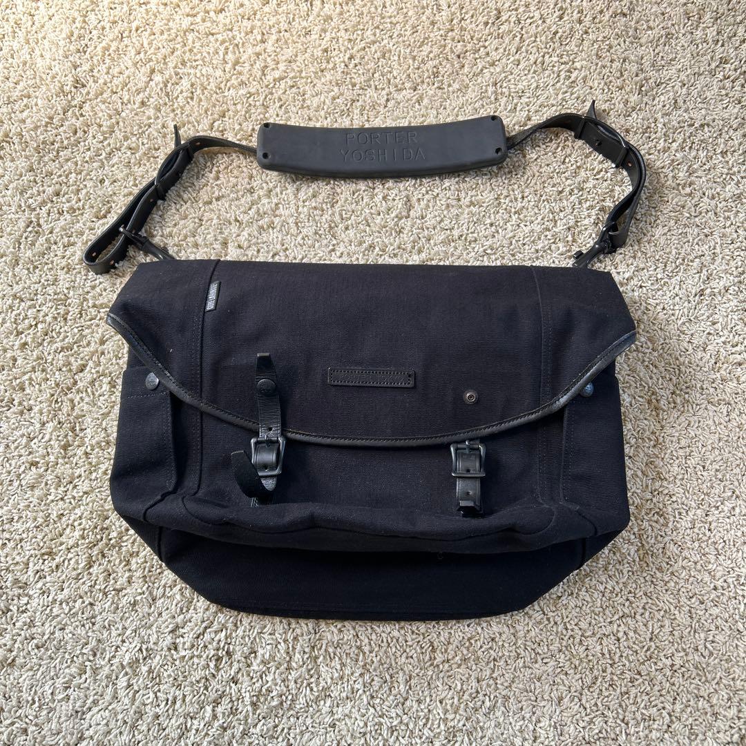 美品‼️ ポーター　PORTER メッセンジャーバッグ　黒