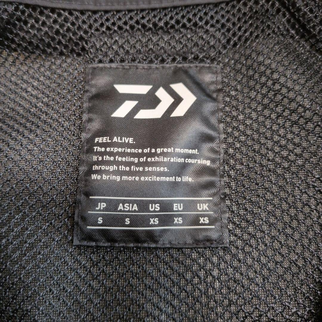 【ほぼ未使用】DAIWA　ダイワ　フィッシングベスト DV-3021 黒　 S