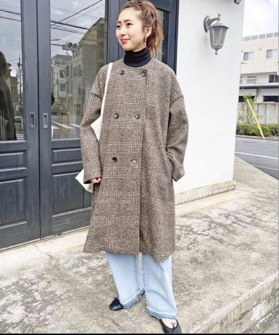 スピックアンドスパン Wスライバー ノーカラーチェックポンチョコート ブラウン