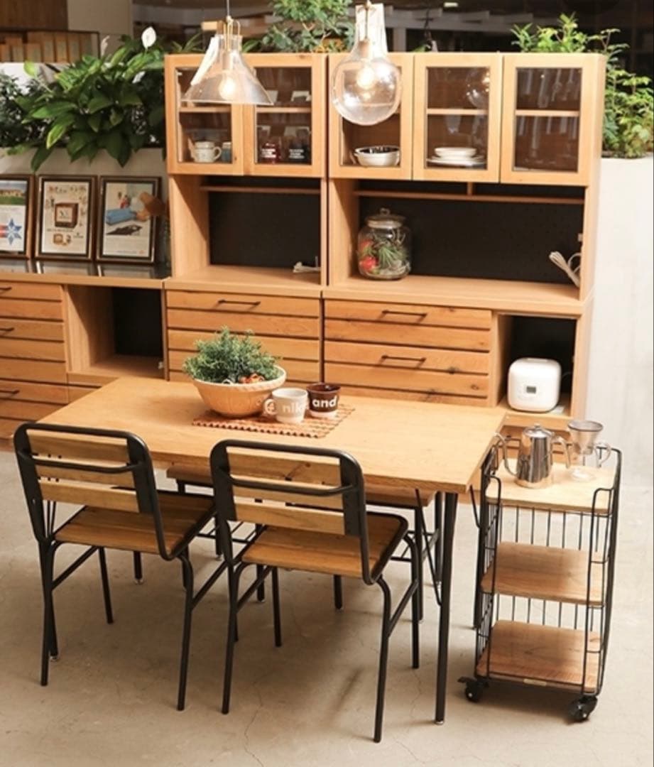 ✨新品【niko and...キャスターラックスクエア収納.三段ワゴン】大人気！