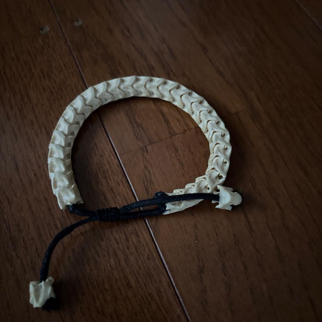 天然素材 蛇骨ブレスレット