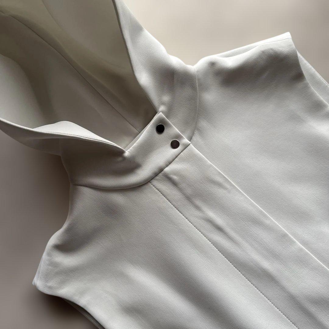 アドーア【ADORE】 トリプルクロスフードジレ ロングベスト