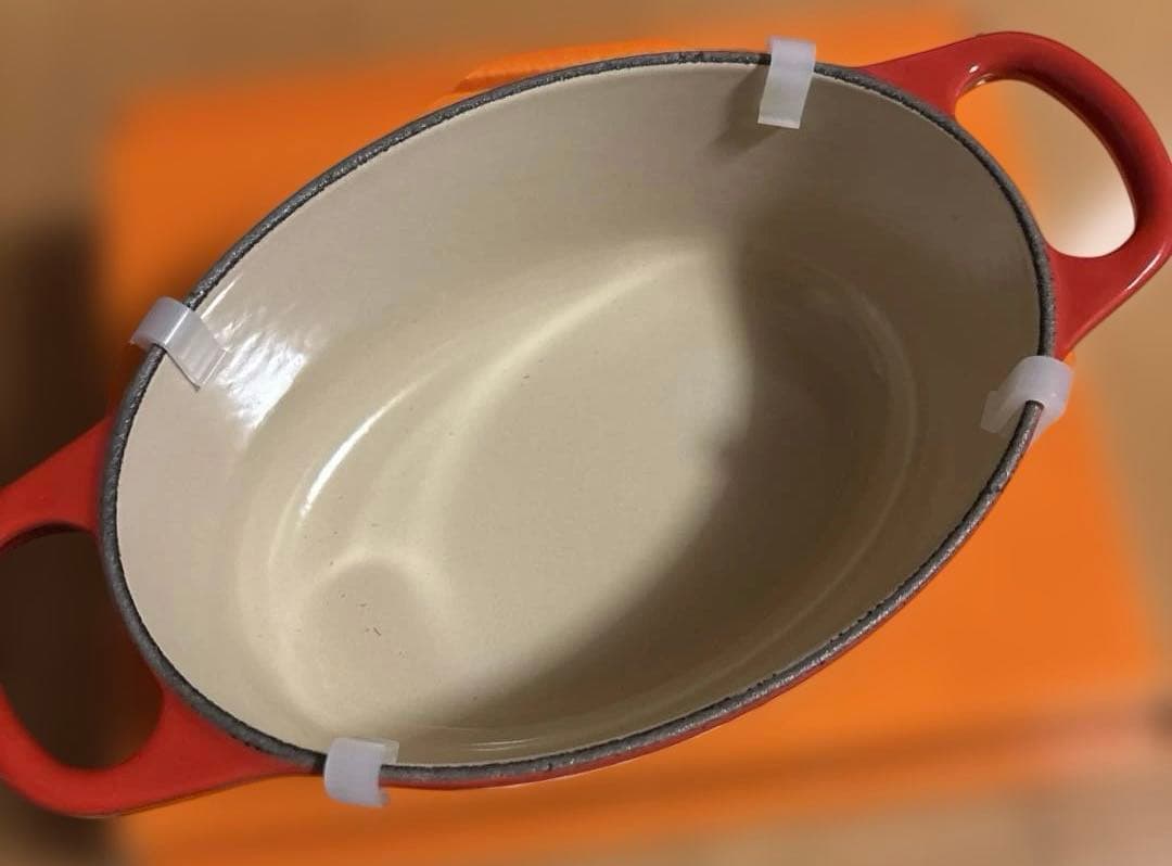 LE CREUSET 赤 オーバル型両手鍋 17cm