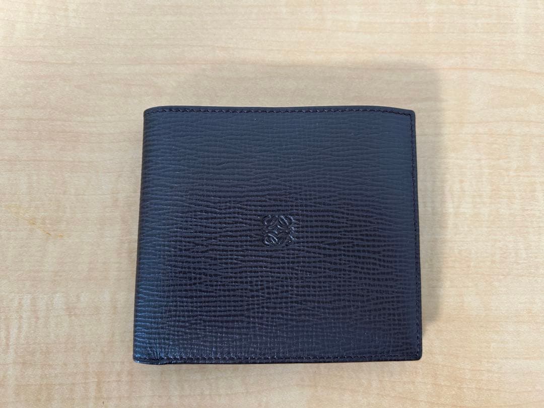 【そうりゅうぱぱ】＊未使用品＊LOEWE 二つ折り財布 ダークブラウン