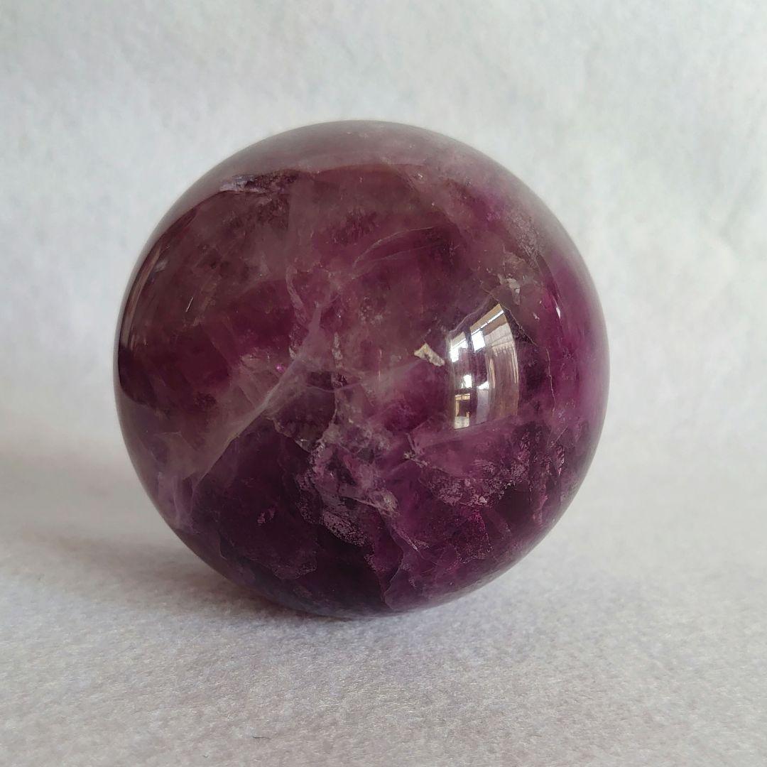 パープルピンクフローライト　丸玉B　素敵な逸品