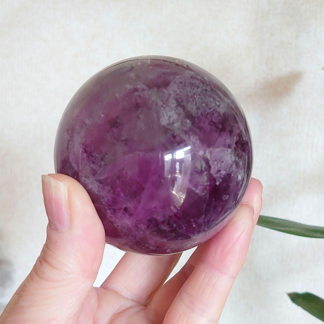 パープルピンクフローライト　丸玉B　素敵な逸品