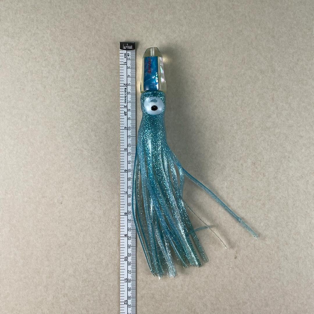 【未使用】スカートルアー 3本セット トローリングルアー　ソフトヘッド　カジキ