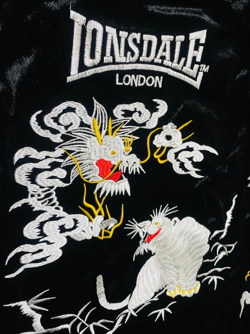 LONSDALE London 限定　日本 スカジャン 別珍龍虎 Unisex