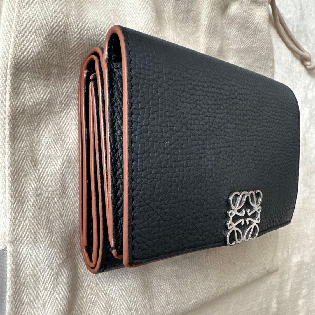 【kako】LOEWE ブラック レザー 三つ折り財布