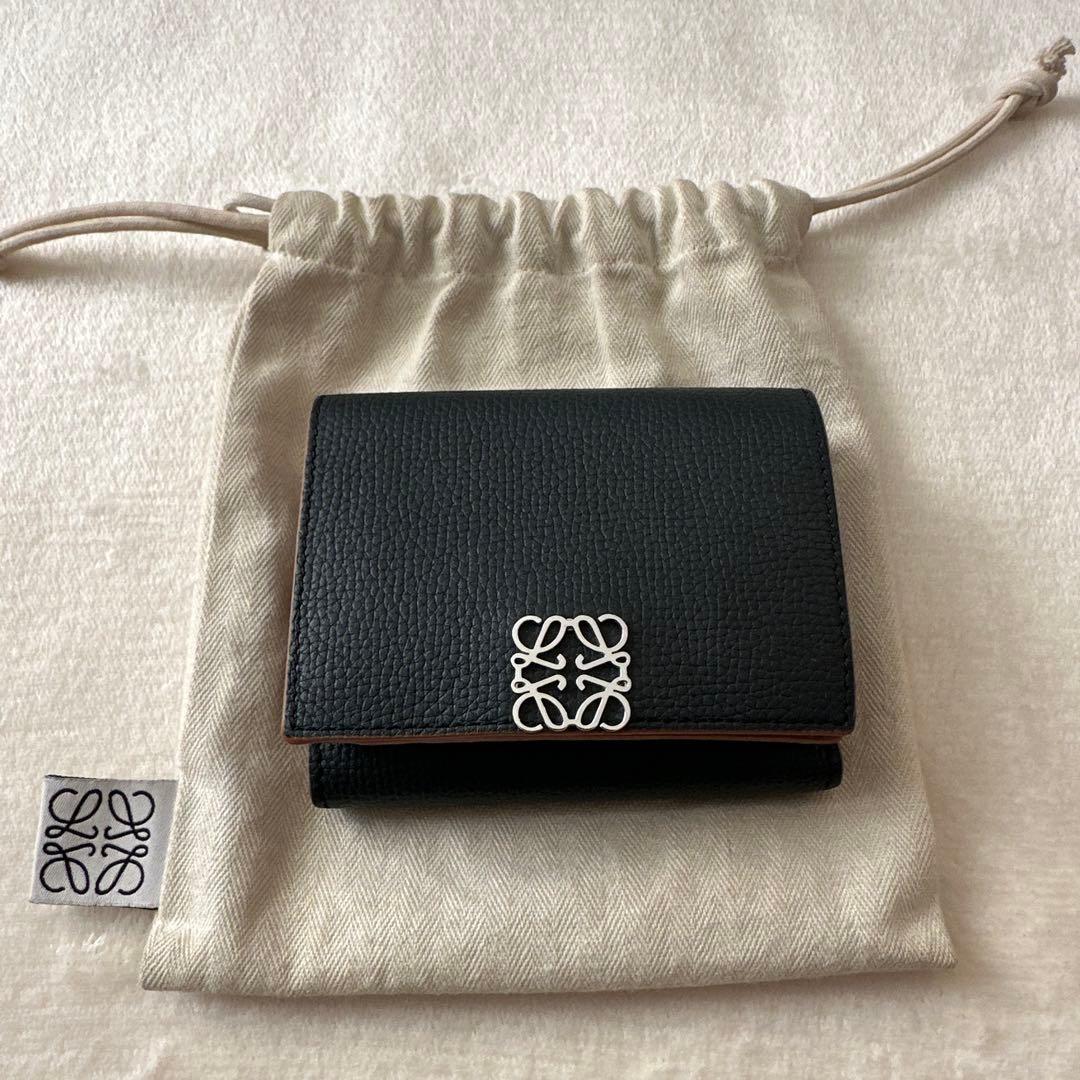 【kako】LOEWE ブラック レザー 三つ折り財布