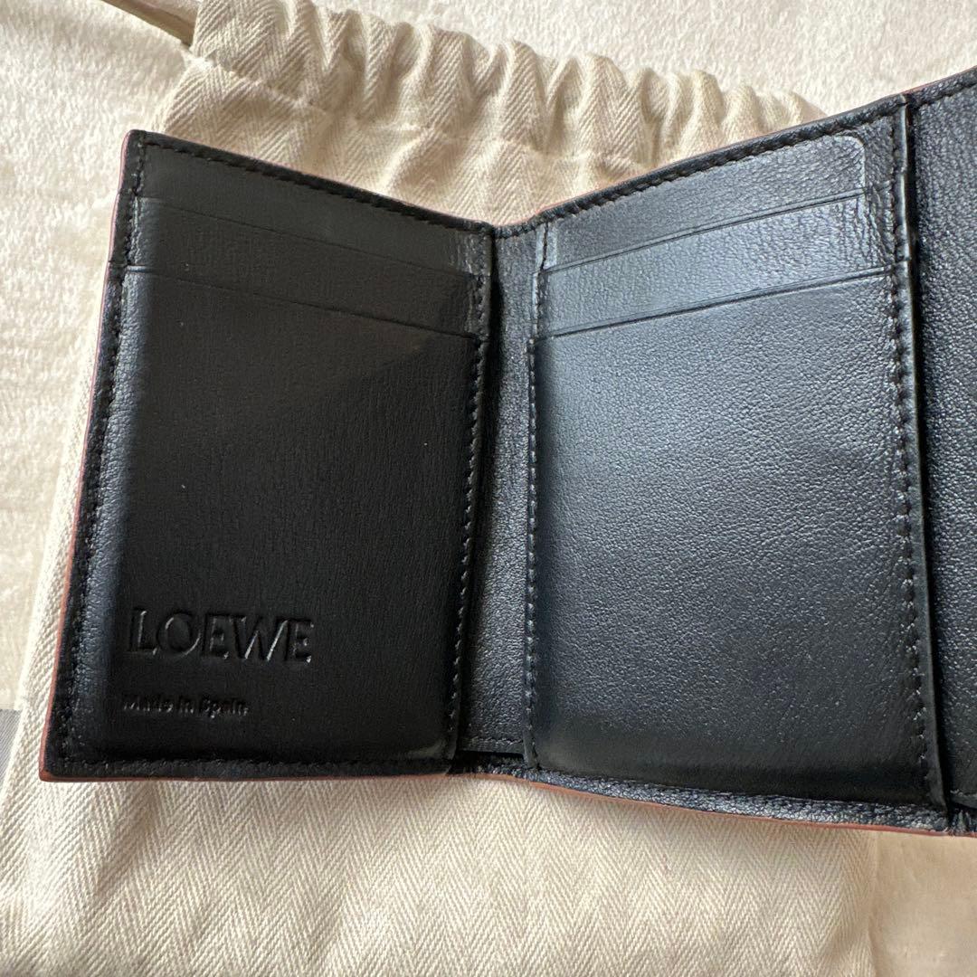 【kako】LOEWE ブラック レザー 三つ折り財布