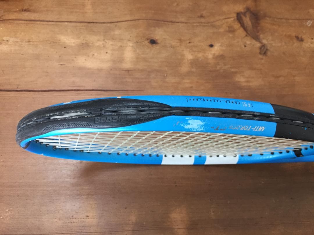 名器・良品　BABOLAT　PURE DRIVE　G2　2018年モデル