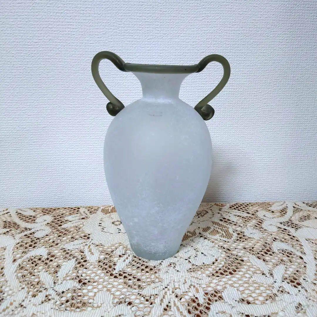 琉球ガラス　花瓶　2000年代ビンテージ　白色磨りガラスグレーハンドル