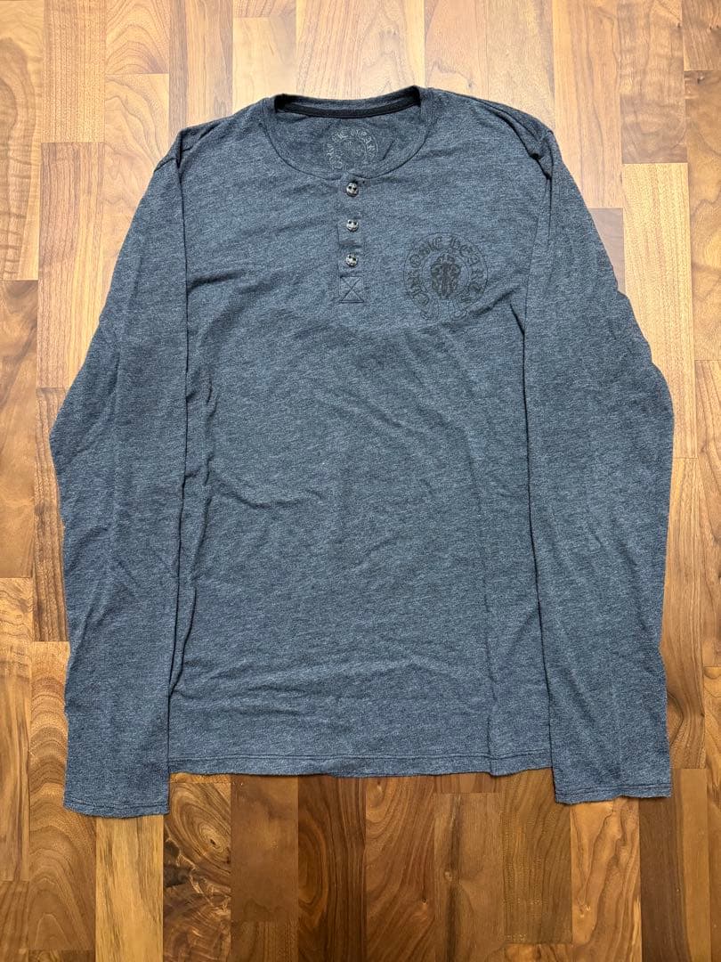 クロムハーツ BSフレアボタン ヘンリーネックロンT