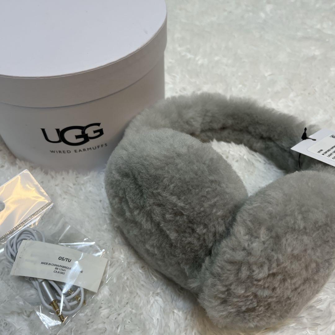【太陽とツキ 】UGG アグ　イヤーマフ　耳当て　グレー　ボア　ロゴ