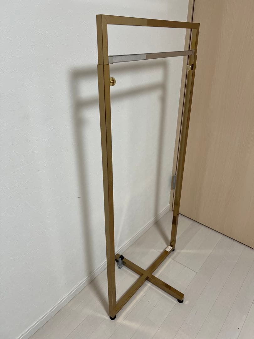 【美品】ヒロタ（株）ゴールド ハンガーラック 高さ調節可能
