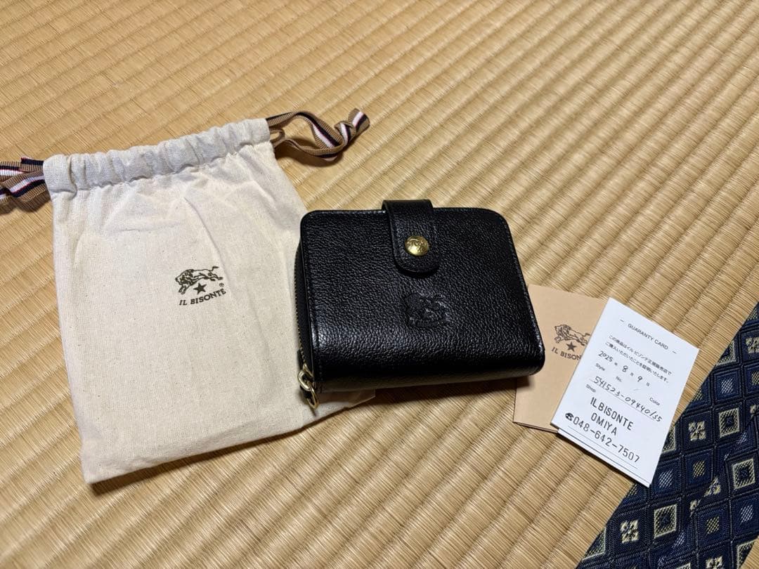 イルビゾンテ　二つ折り財布　黒　新品・未使用