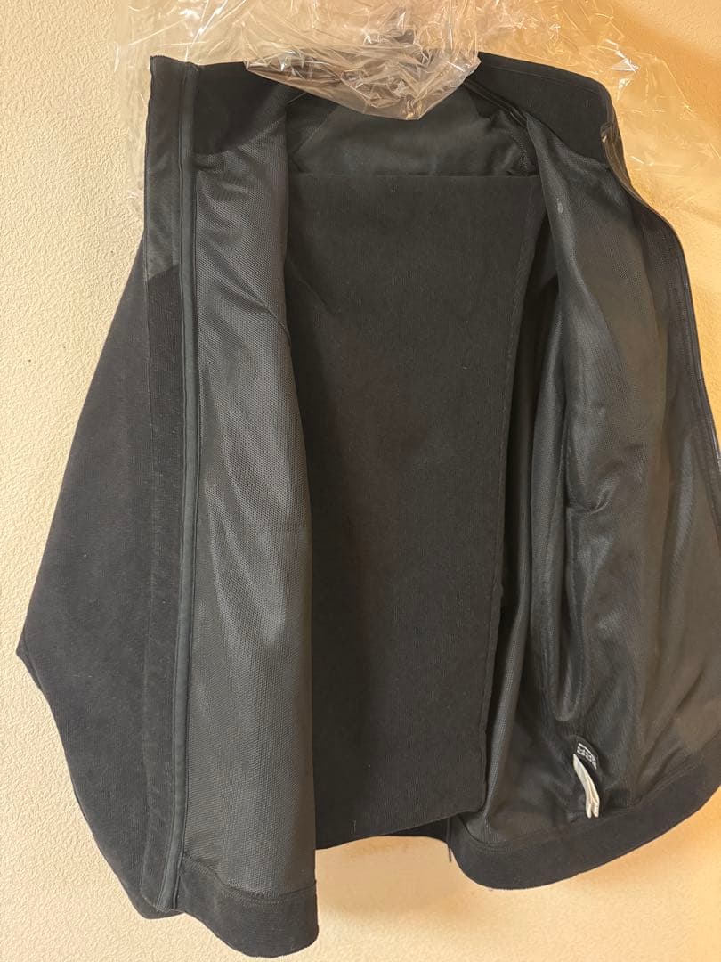 DESCENTEセットアップコーデュロイスタンドカラージャケット ＆パンツ今季