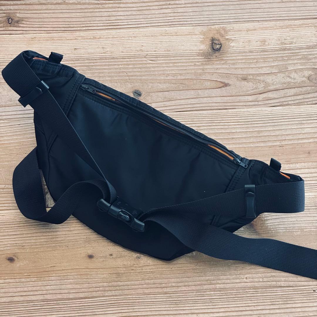 【美品】PORTER ポーター タンカー ウエストバッグ ブラック 吉田