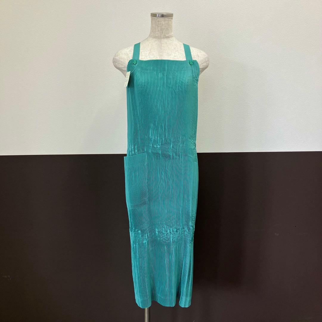 im product イッセイミヤケ　プリーツ　エプロン　グリーン系　日本製