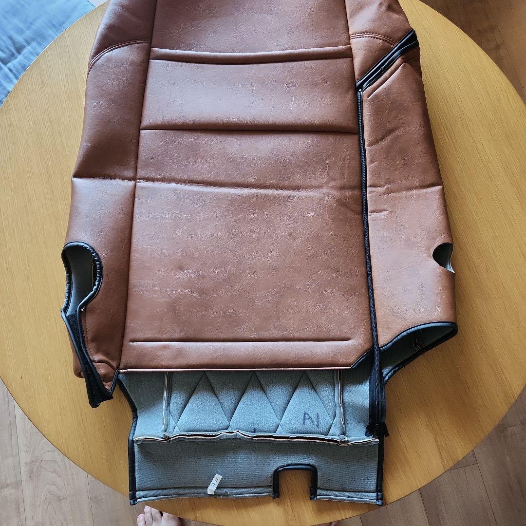 17プロフィアシートカバー運転席