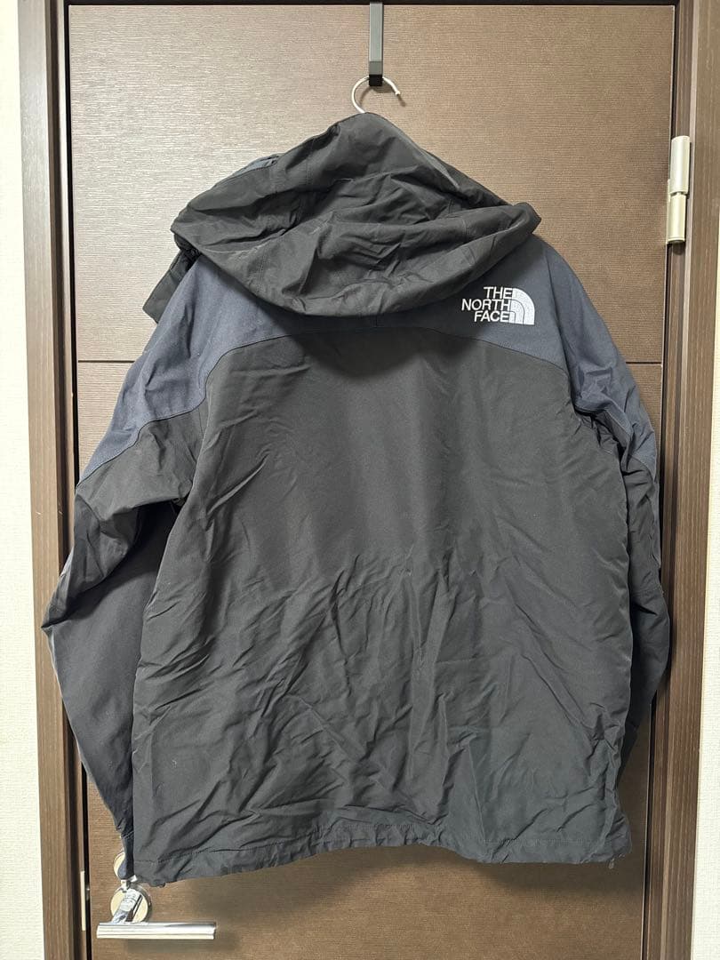 ノースフェイス　マウンテンパーカー　メンズ　Mサイズ　ブラック　NP15900