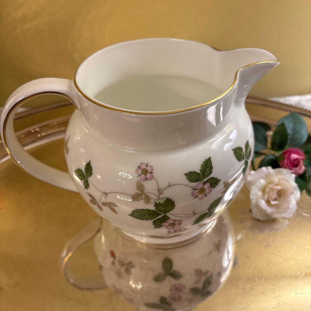 英国製　希少　ウェッジウッド　ワイルドストロベリー　ピッチャーorジャグ