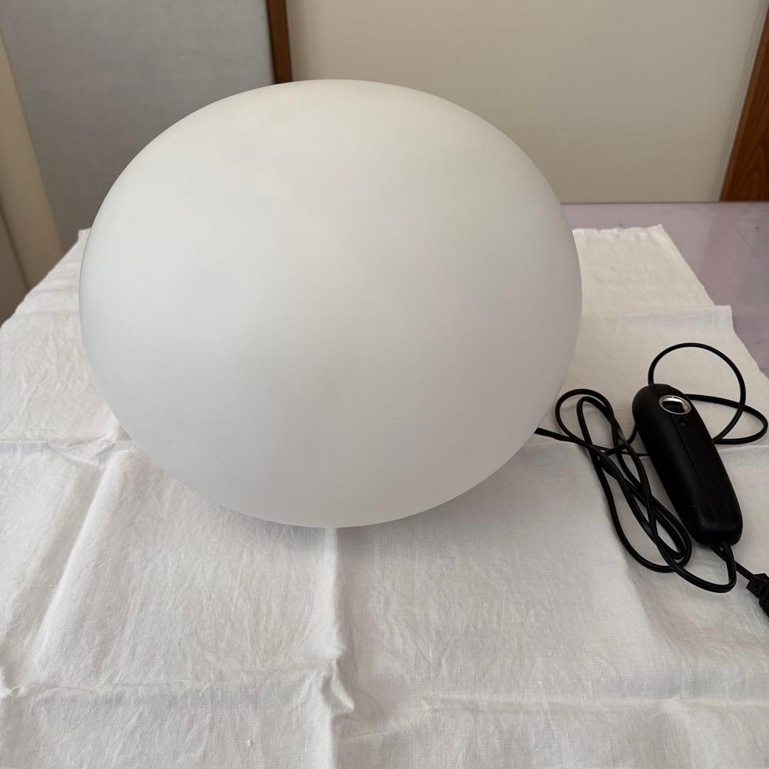 FLOS グローボール　ジャスパーモリソン