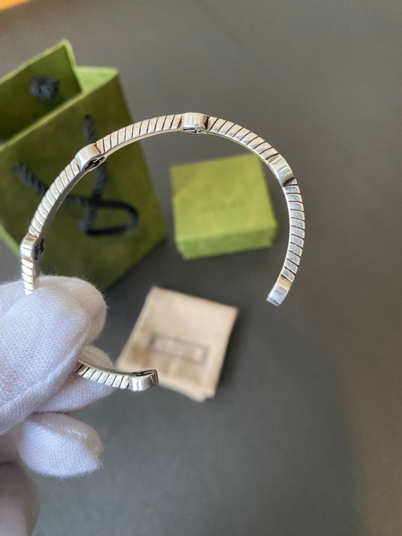 【正規品⭕️】GUCCI グッチ　インターロッキングGバングル　ブレスレット