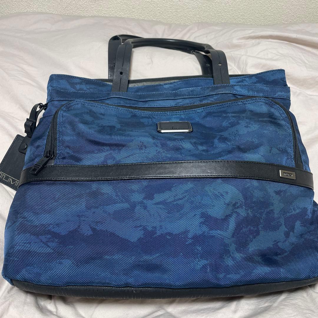 【美品】TUMI ネイビー カモフラージュ トートバッグ