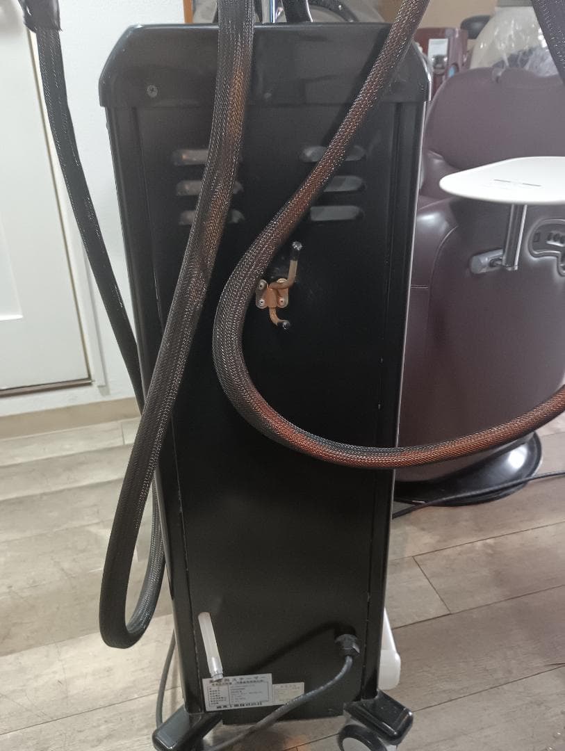 スネル美容室　パルッキーヴェンディ