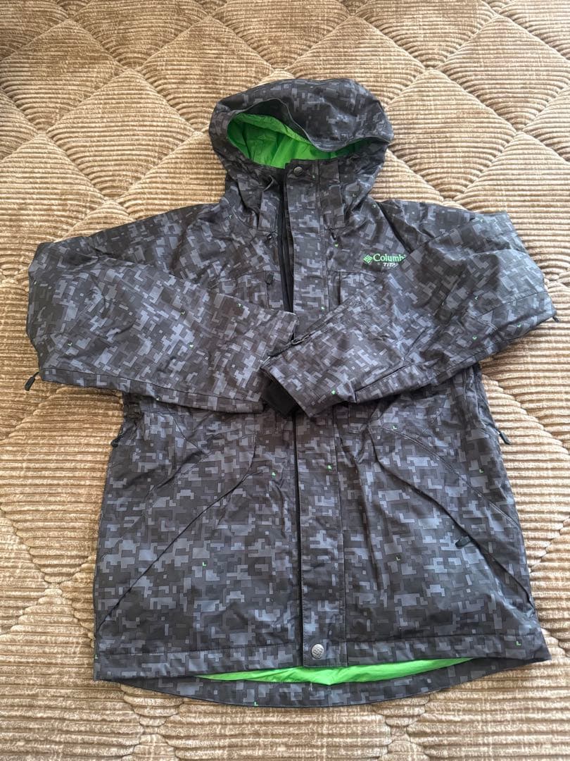 【美品】Columbia Titanium スキーウェア　防水ジャケット