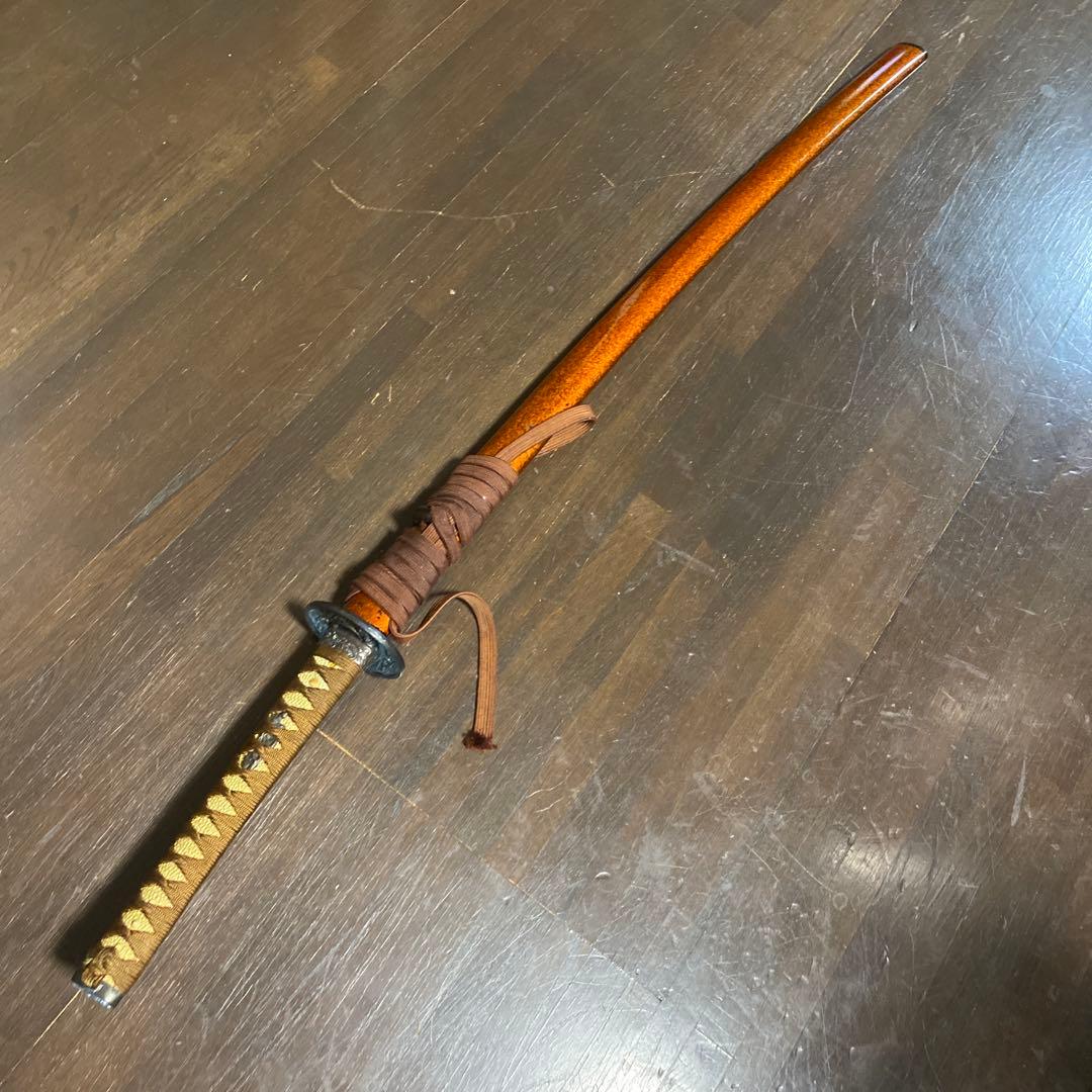 模造刀 茶柄 雲龍楕円鍔 梨地呂鞘