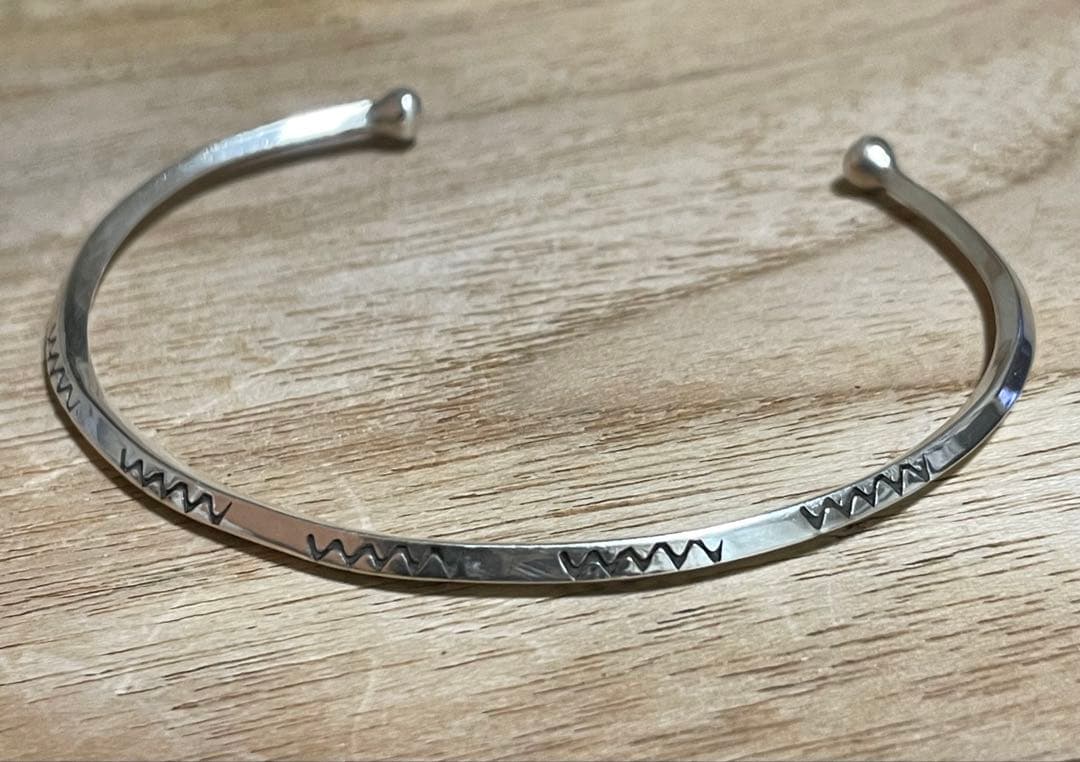 Tuareg トゥアレグ シルバー ブレスレット タサルウト バングル
