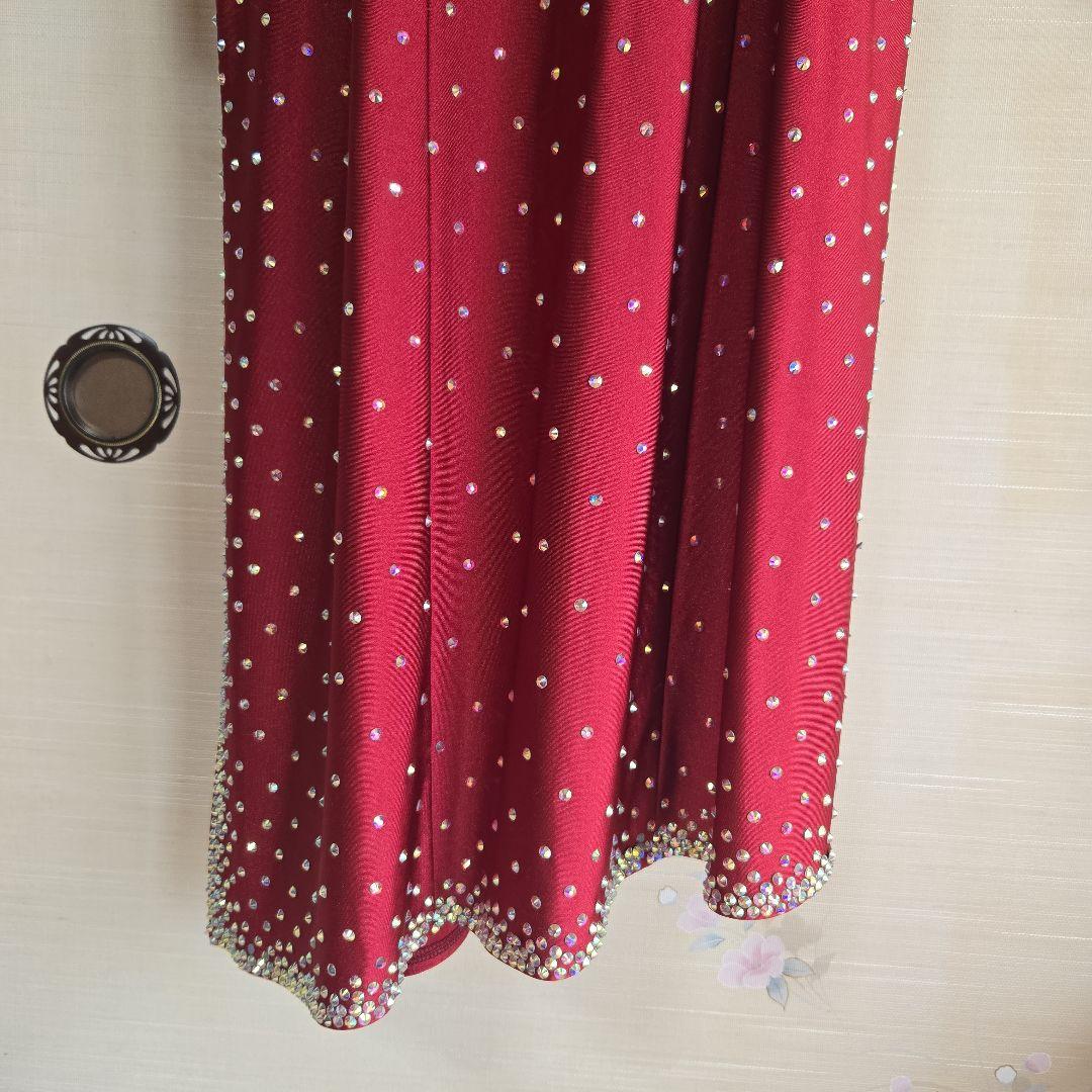 赤いビーズ装飾社交ダンスドレス