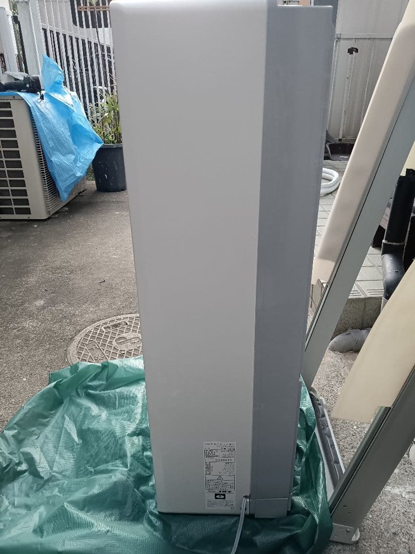 週末限定値下げ‼️2018年製　コロナ窓用エアコン　CW-1618