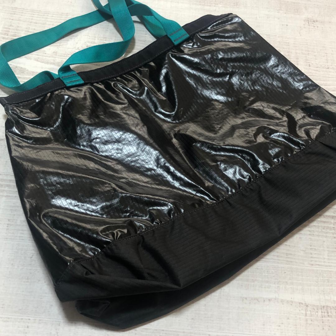 廃番人気カラー‼️パタゴニア ライトウェイト・ブラックホール・ギア・トート 28L