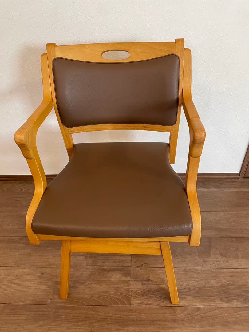 【美品・送料込み】貞苅椅子製作所 回転椅子 Care-111-RAC 介護椅子