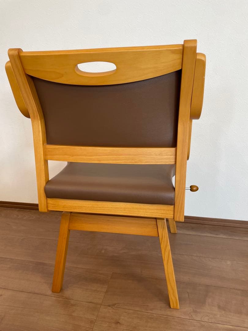 【美品・送料込み】貞苅椅子製作所 回転椅子 Care-111-RAC 介護椅子