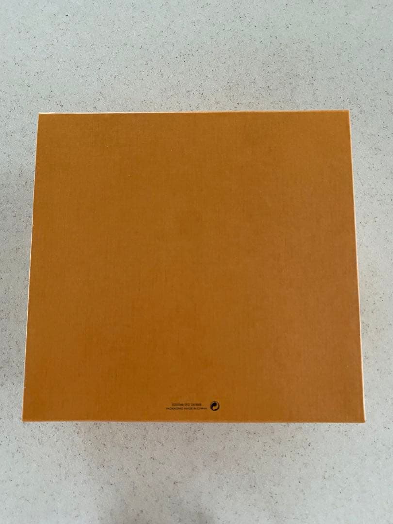 【未使用】LOUIS VUITTONヴィヴィエンヌ 陶磁器カップ プレートセット