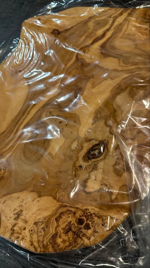 アルテレニョ ナチュラルカッティングボード オリーブウッド 刻印タグあり