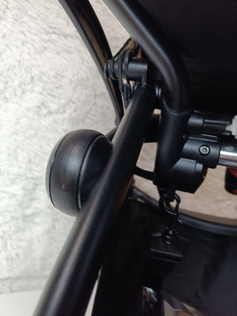 【美品】 ベビーゼン YOYO2 0+ ベージュ