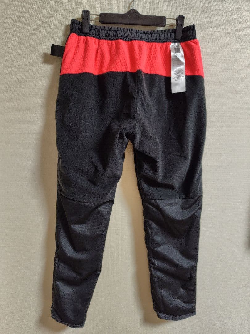 アシックス　レディース　ウィンドブレーカー＆トレーニングパンツセット