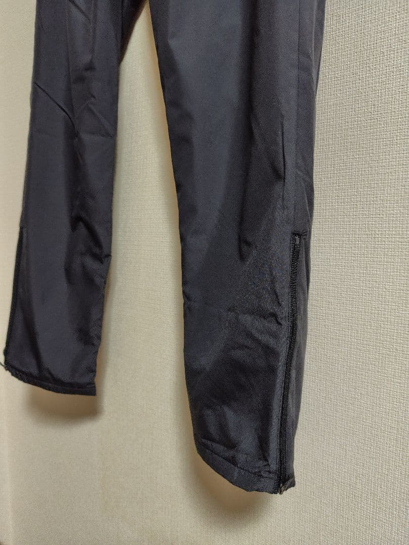 アシックス　レディース　ウィンドブレーカー＆トレーニングパンツセット