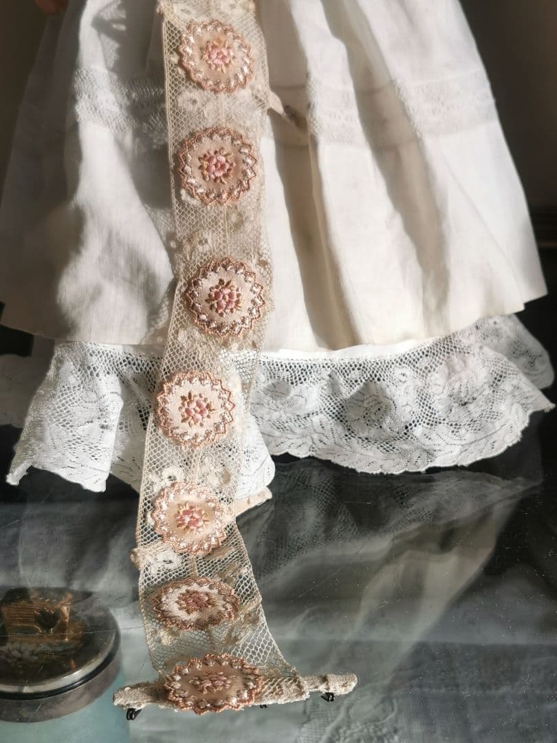 アンティークフランス 付け襟＆ウェストベルト ヴァレンシエンヌ＆花刺繍アップリケ